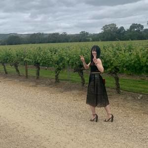 Meet your Posher, Qing